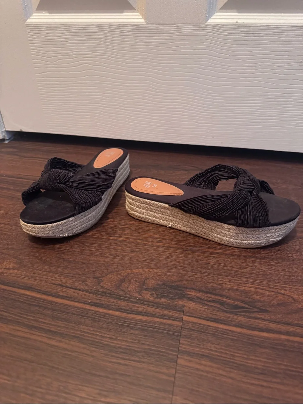 H&M Black Twisted Espadrille Platform Slide